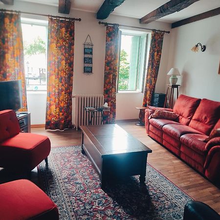 Maison Lafayette Saint-Geniez-dʼOlt Kültér fotó
